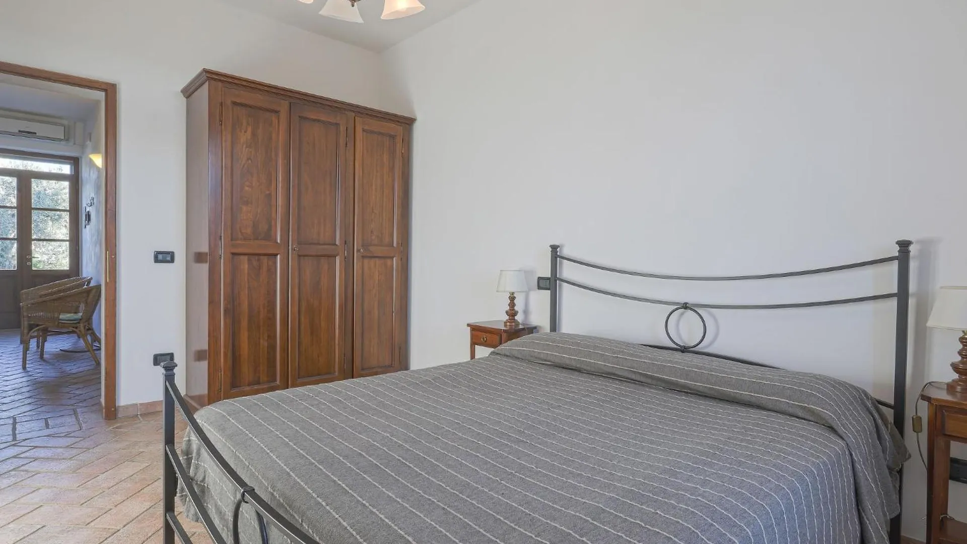 Holiday Home Cignanbianco - Alba E Tramonto By Interhome Castellina in Chianti